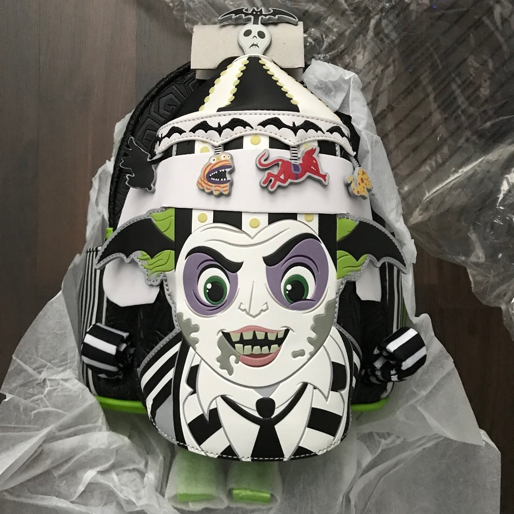 NEW Loungefly Warner Brothers Beetlejuice Carousel Hat Light Up Mini Backpack